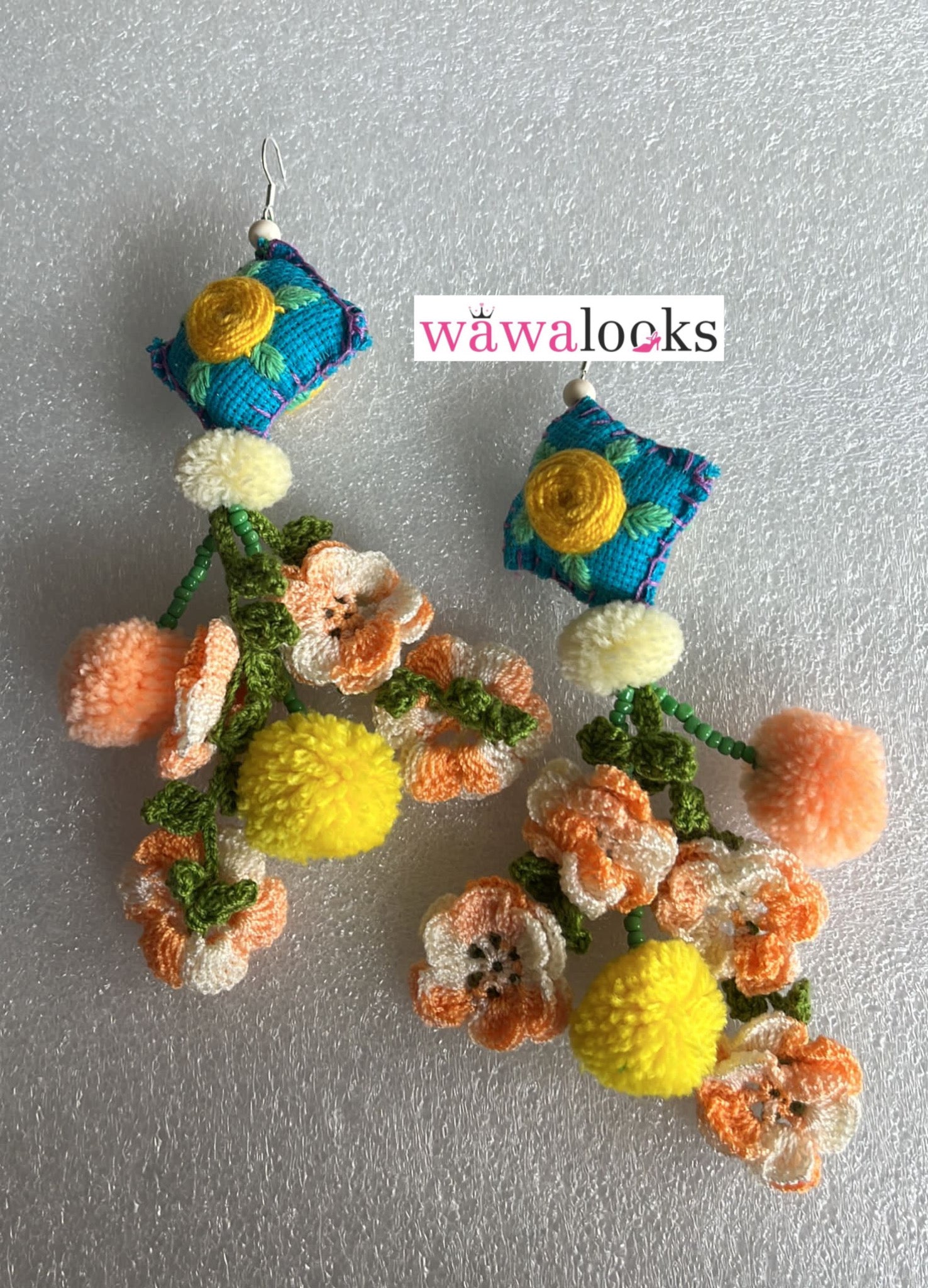 2 tone Floral earrings