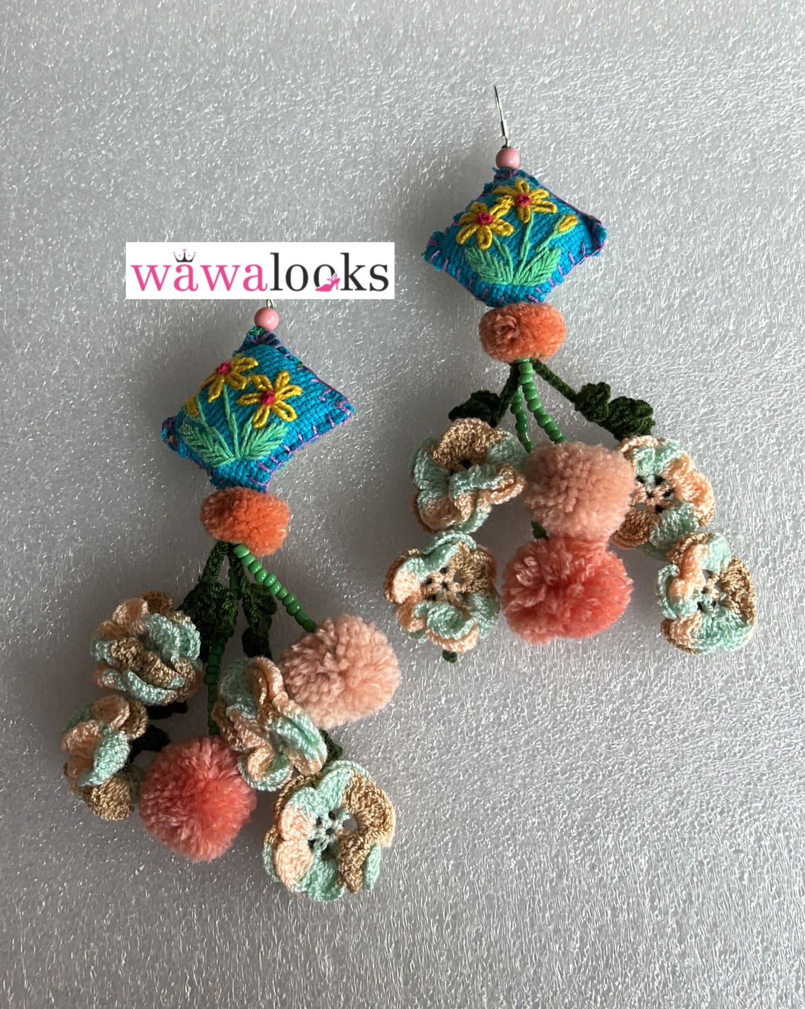 2 tone Floral earrings