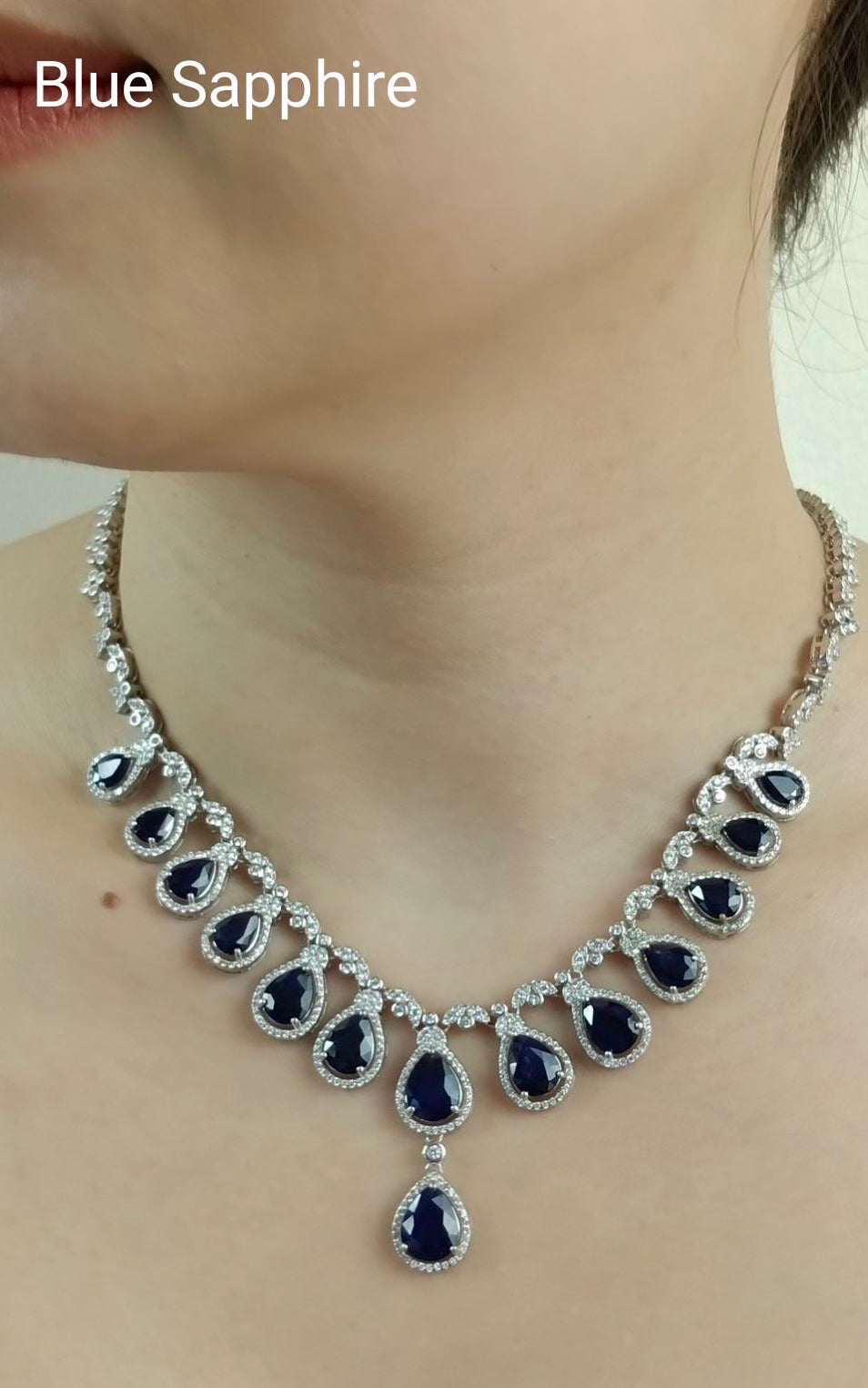 blue sapphire necklace 