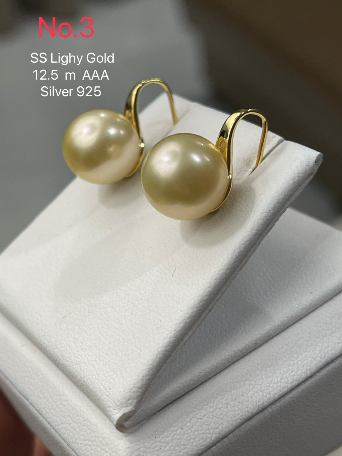 Earring South sea pearl gold